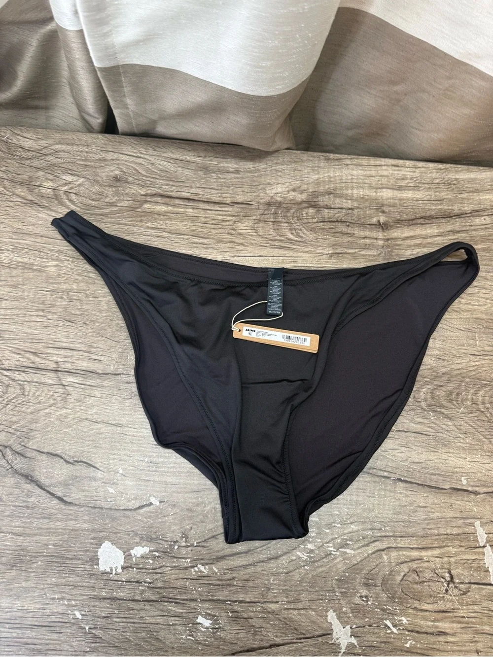 SKIMS nwt